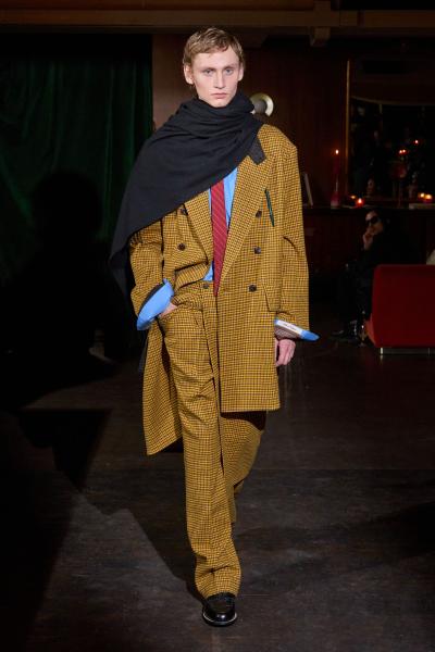 Bed j.w. Ford 26FW M005